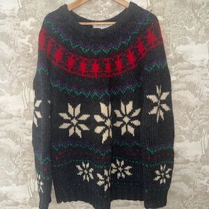 Vintage 100% Wool John Ashford Hand-knit sweater